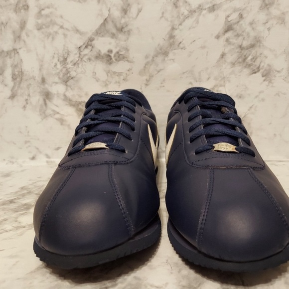 Pre-owned 2015 nike leather Cortez - Picture 3 of 9